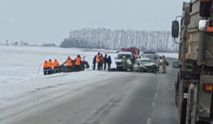 Лобовое ДТП на трассе Барнаул-Алейск.