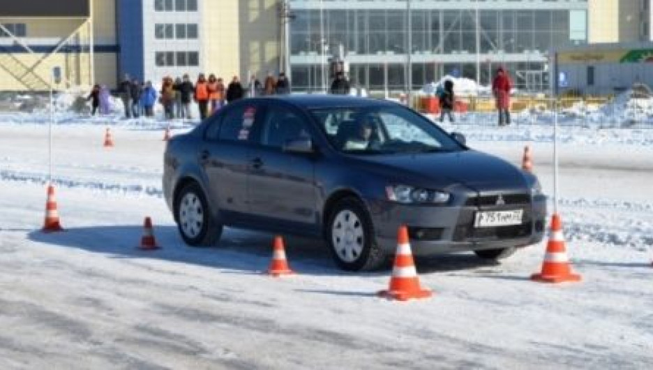 В Барнауле прошли соревнования среди автоледи.