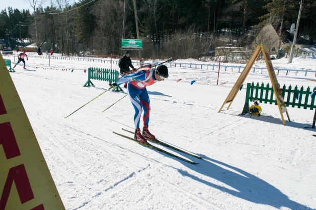 В Барнауле уже в пятый раз прошел чемпионат России по биатлону среди ветеранов