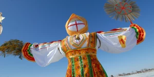 На "Сибирской масленице" выбрали лучшее чучело.