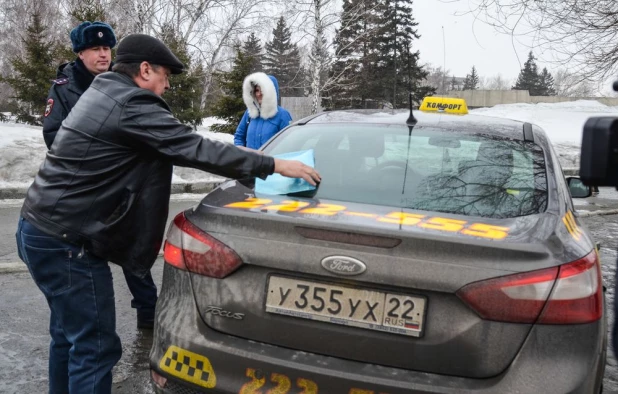 Рейд ГИББД против нелегальных такси в Барнауле