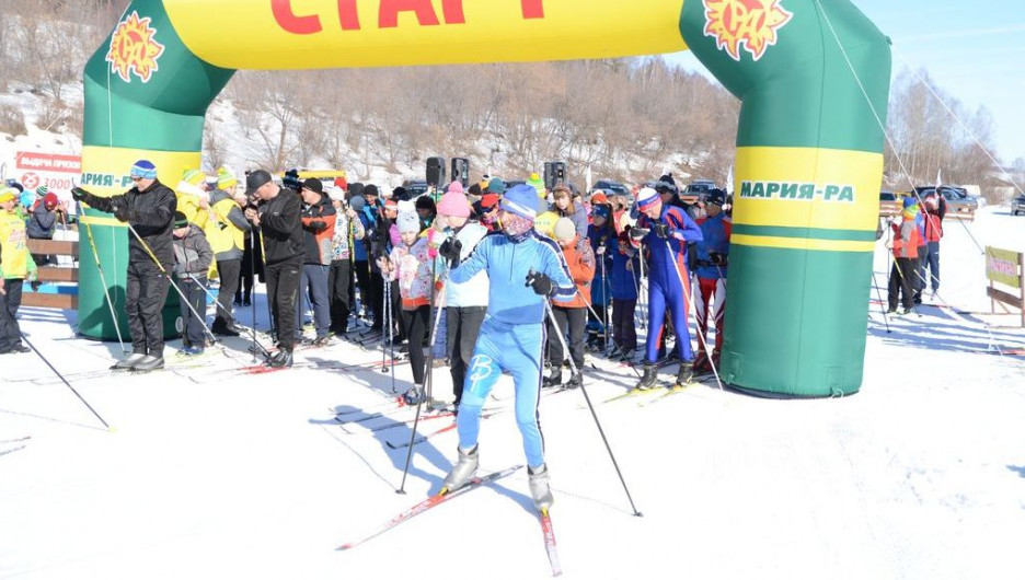 В селе Алтайском закрыли лыжный сезон.