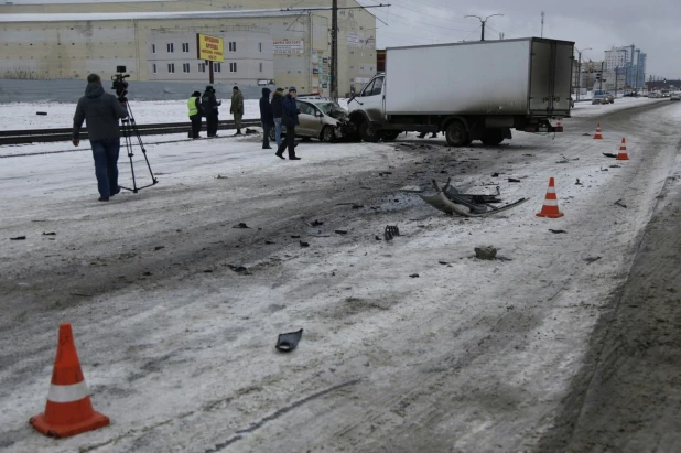 Авария в Барнауле 17 марта.