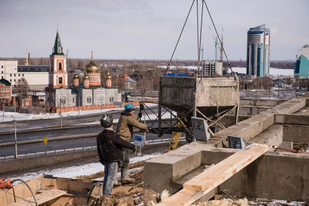 Репортаж со строительства туристического кластера в Барнауле.