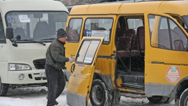 Авария маршрутного такси.Барнаул 2010г.