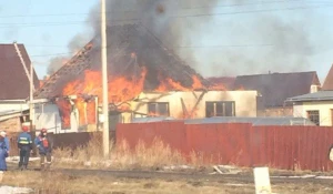 Пожар в поселке Октябрьский.