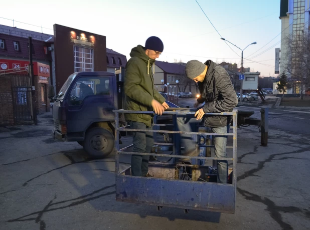 Барнаульские конструкторы показали проецируемую дорожную "зебру".