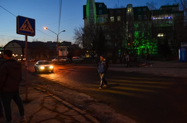 Барнаульские конструкторы показали проецируемую дорожную "зебру".