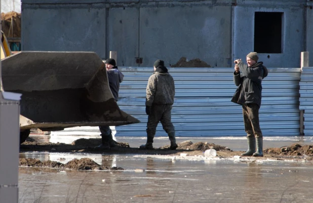 Потоп в барнаульских новостройках.