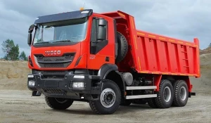 Самосвал Iveco.