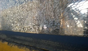 В Барнауле из "пневматики" обстреляли трамвай и автомобиль.