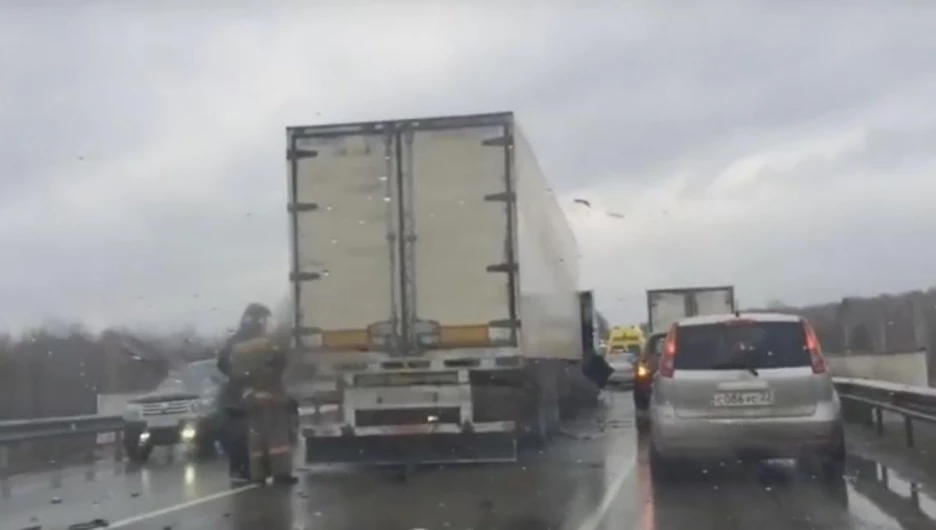 Массовое ДТП на трассе "Барнаул-Бийск".