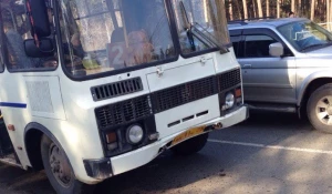 ДТП на Змеиногорском.