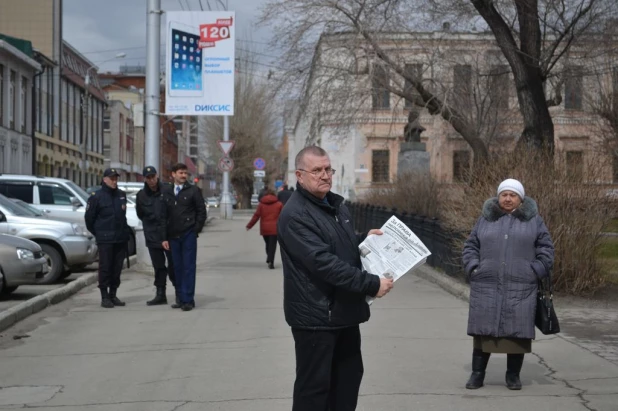 Пикет в защиту неработающих пенсионеров.