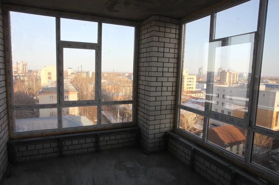 Фотофакты. Престижная новостройка от СК "Сибирия" в тихом центре Барнаула