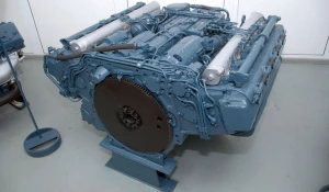 Дизельный двигатель, произведенный заводом"Барнаултрансмаш".