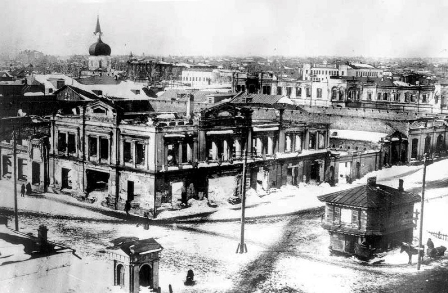 Московский проспект после пожара 1917 года.