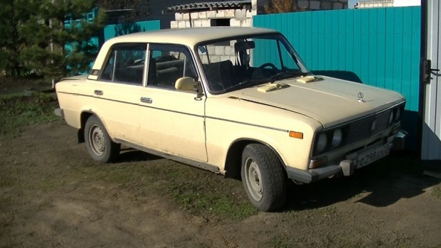 ВАЗ-2106.