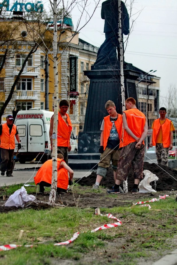 Апрельские мужчины Барнаула.