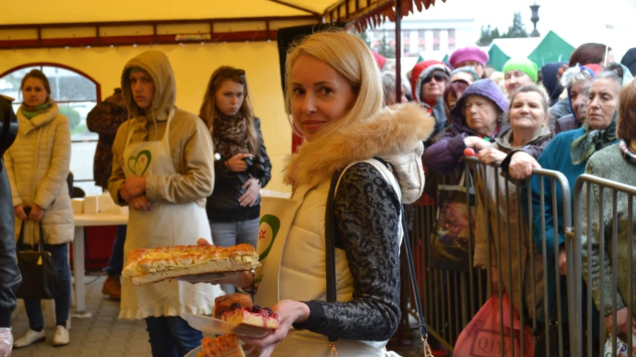 На гастрономическом фестивале "Алтайское гостеприимство".