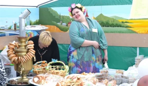 На гастрономическом фестивале "Алтайское гостеприимство".