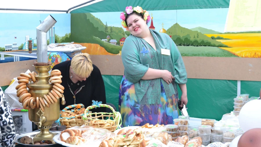 На гастрономическом фестивале "Алтайское гостеприимство".