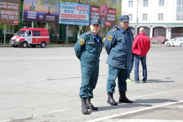 Выставка пожарной техники в Барнауле.