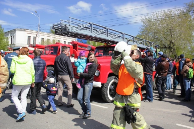 Выставка пожарной техники в Барнауле.