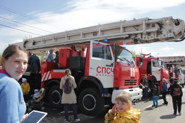 Выставка пожарной техники в Барнауле.