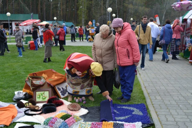 Праздник "Цветение Маральника", 30 апреля 2016 года.