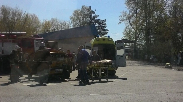 ДТП на Змеиногорском тракте.