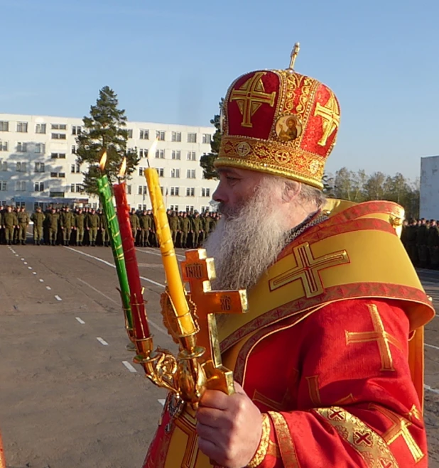 Богослужение в ракетной части.