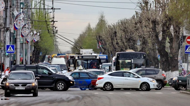 Транспорт в Барнауле.