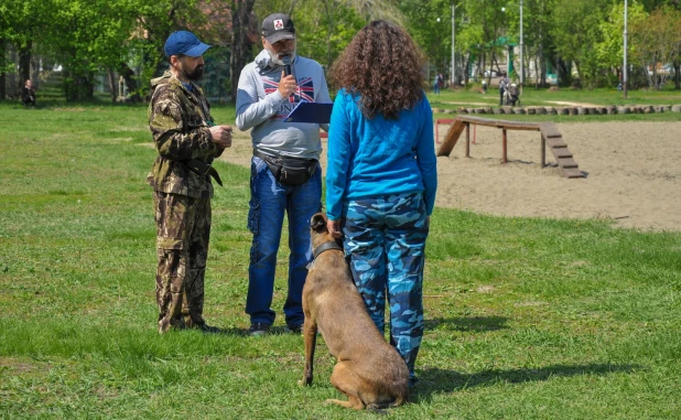 Соревнования по спортивно-прикладному собаководству "Друг полка".