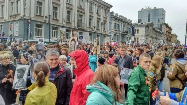 "Бессмертный полк" и парад Победы во Владивостоке.