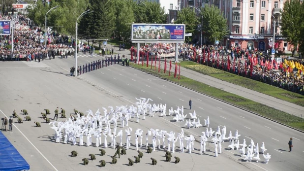 "Бессмертный полк" в Барнауле. 9 мая 2016 года.