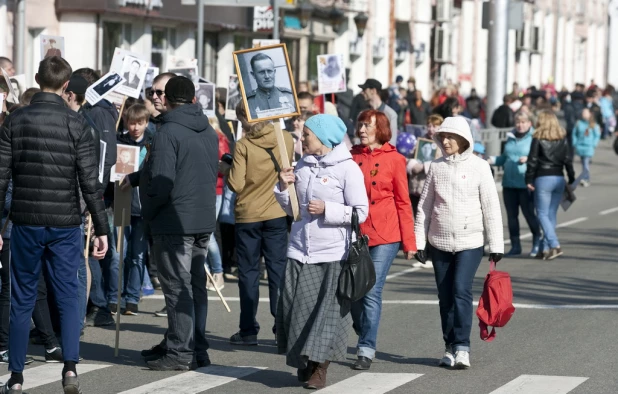 Парад Победы в Барнауле 9 мая 2016 года.