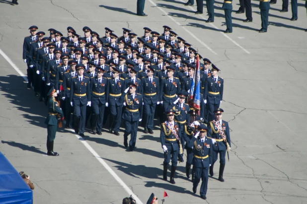 Парад Победы в Барнауле 9 мая 2016 года.