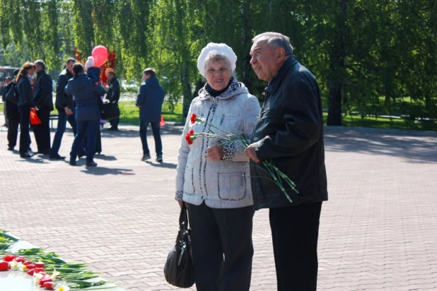 Барнаульские ветераны почтили память погибших в Великой Отечественной войне.