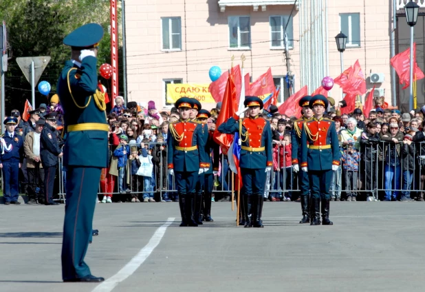 Парад Победы в Барнауле 9 мая 2016 года.