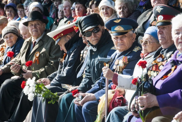 Парад Победы в Барнауле 9 мая 2016 года.