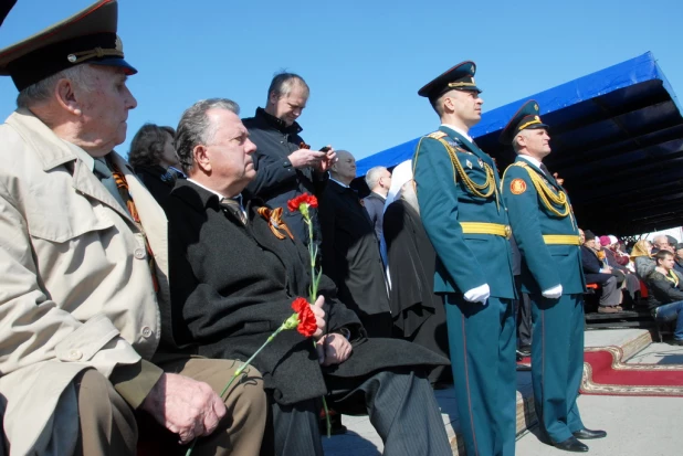 Парад Победы в Барнауле 9 мая 2016 года.