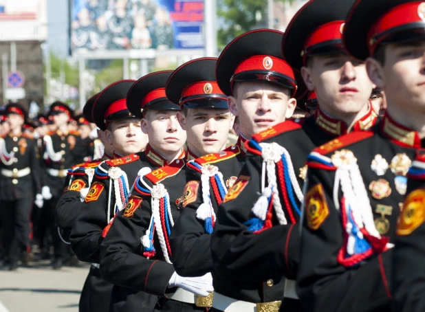 Парад Победы в Барнауле 9 мая 2016 года.