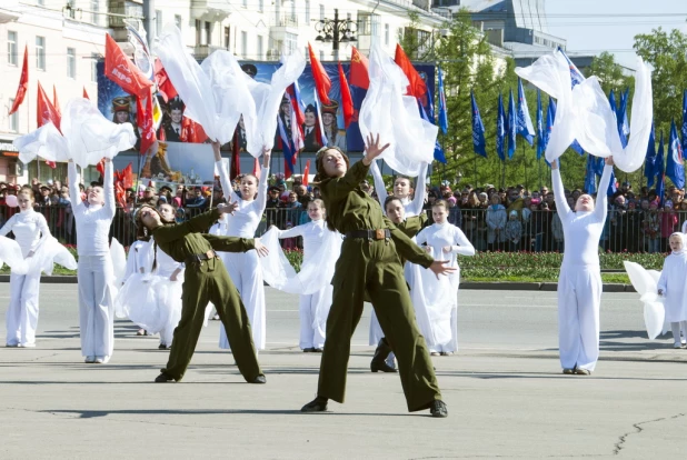 Парад Победы в Барнауле 9 мая 2016 года.