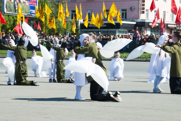 Парад Победы в Барнауле 9 мая 2016 года.