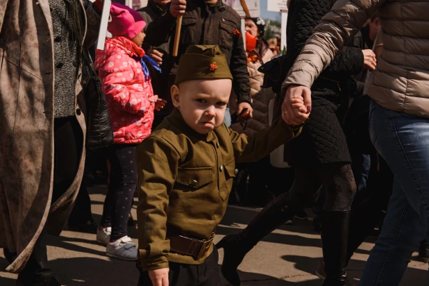 "Бессмертный полк" в Барнауле. 9 мая 2016 года.