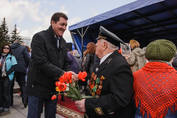 "Бессмертный полк" в Барнауле. 9 мая 2016 года.