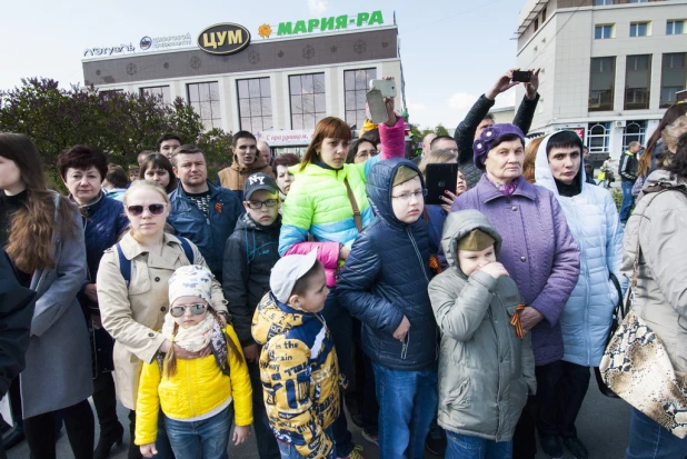 "Бессмертный полк" в Барнауле. 9 мая 2016 года.