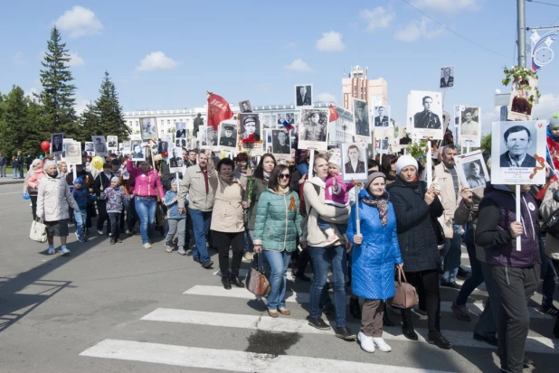 "Бессмертный полк" в Барнауле. 9 мая 2016 года.