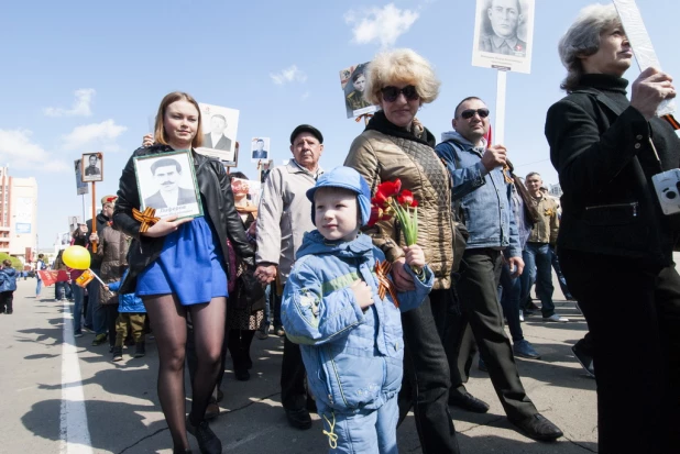 "Бессмертный полк" в Барнауле. 9 мая 2016 года.